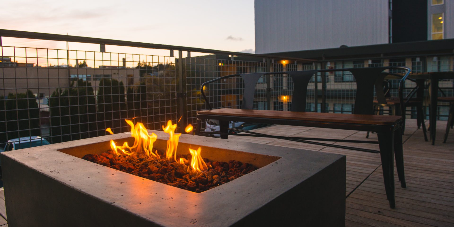 Outdoor firepit